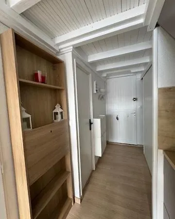 Apartment Superbe T2 Avec Grande Mezzanine, 7' A Pied De La Et Du Centre De La Station, Clim, Wifi, Parking Prive, Piscines Canet-en-Roussillon