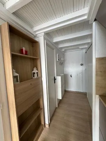 Daire Superbe T2 Avec Grande Mezzanine, 7' A Pied De La Et Du Centre De La Station, Clim, Wifi, Parking Prive, Piscines Canet-en-Roussillon